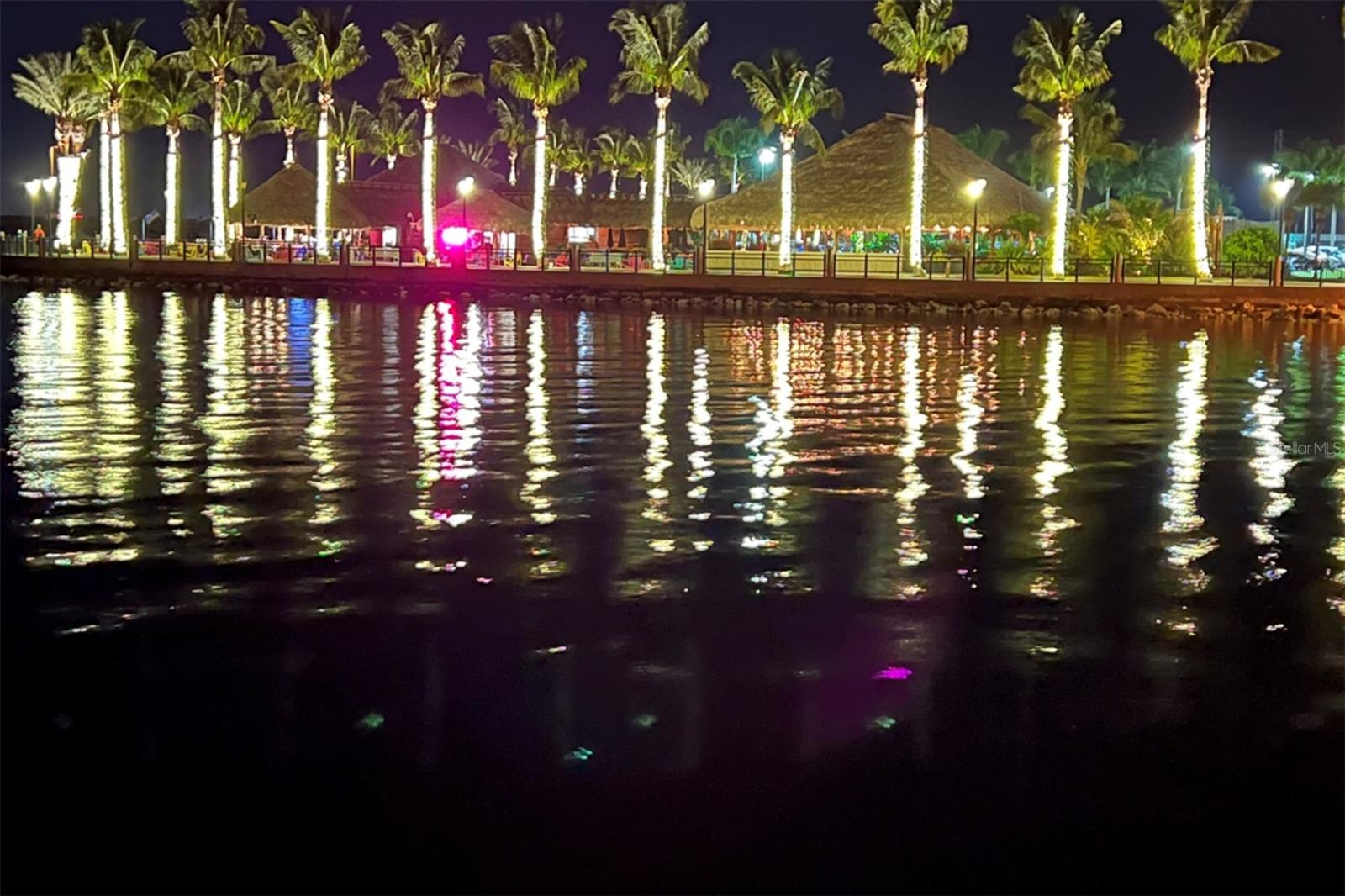 HARBOR WALK PH 02 - Residential