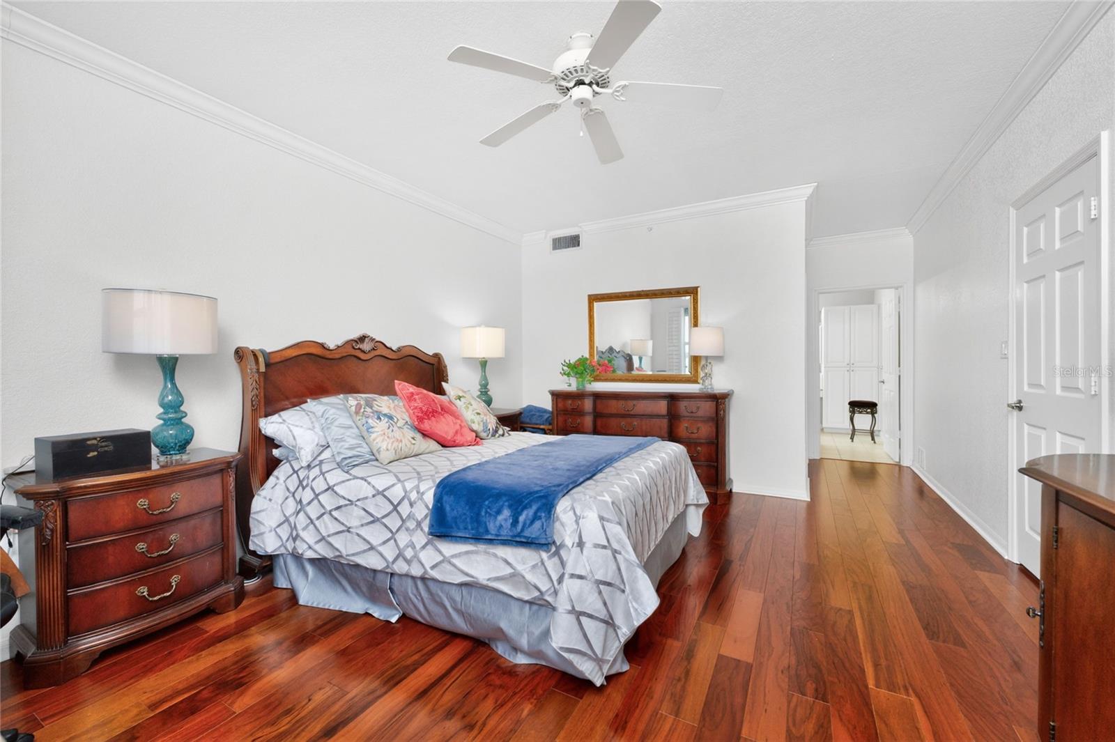 HARBOR WALK PH 02 - Residential