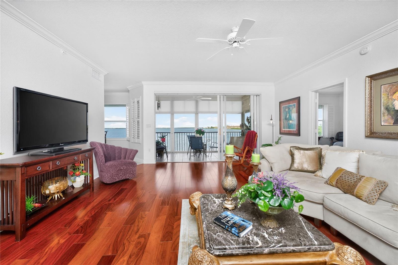 HARBOR WALK PH 02 - Residential