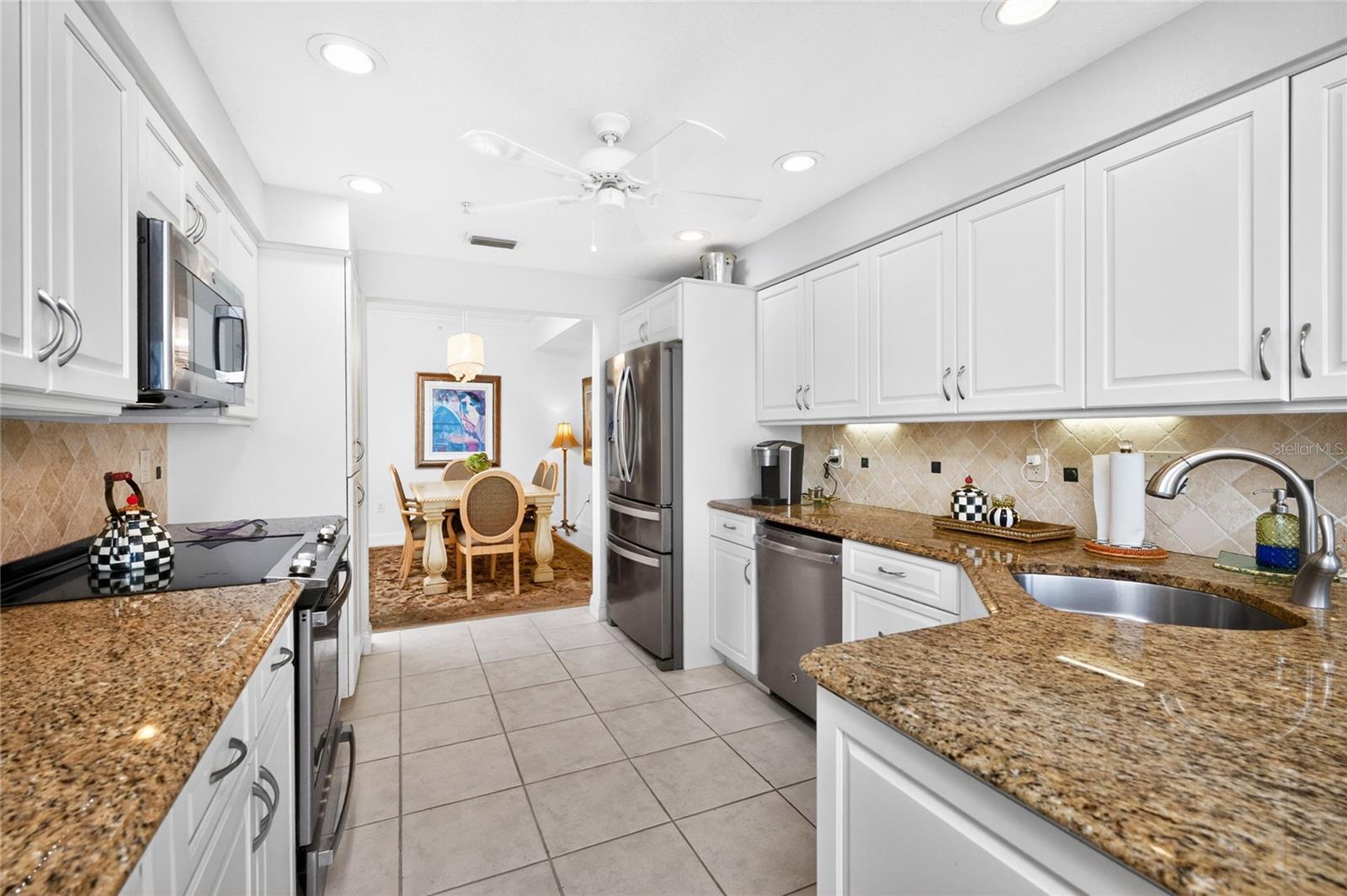 HARBOR WALK PH 02 - Residential