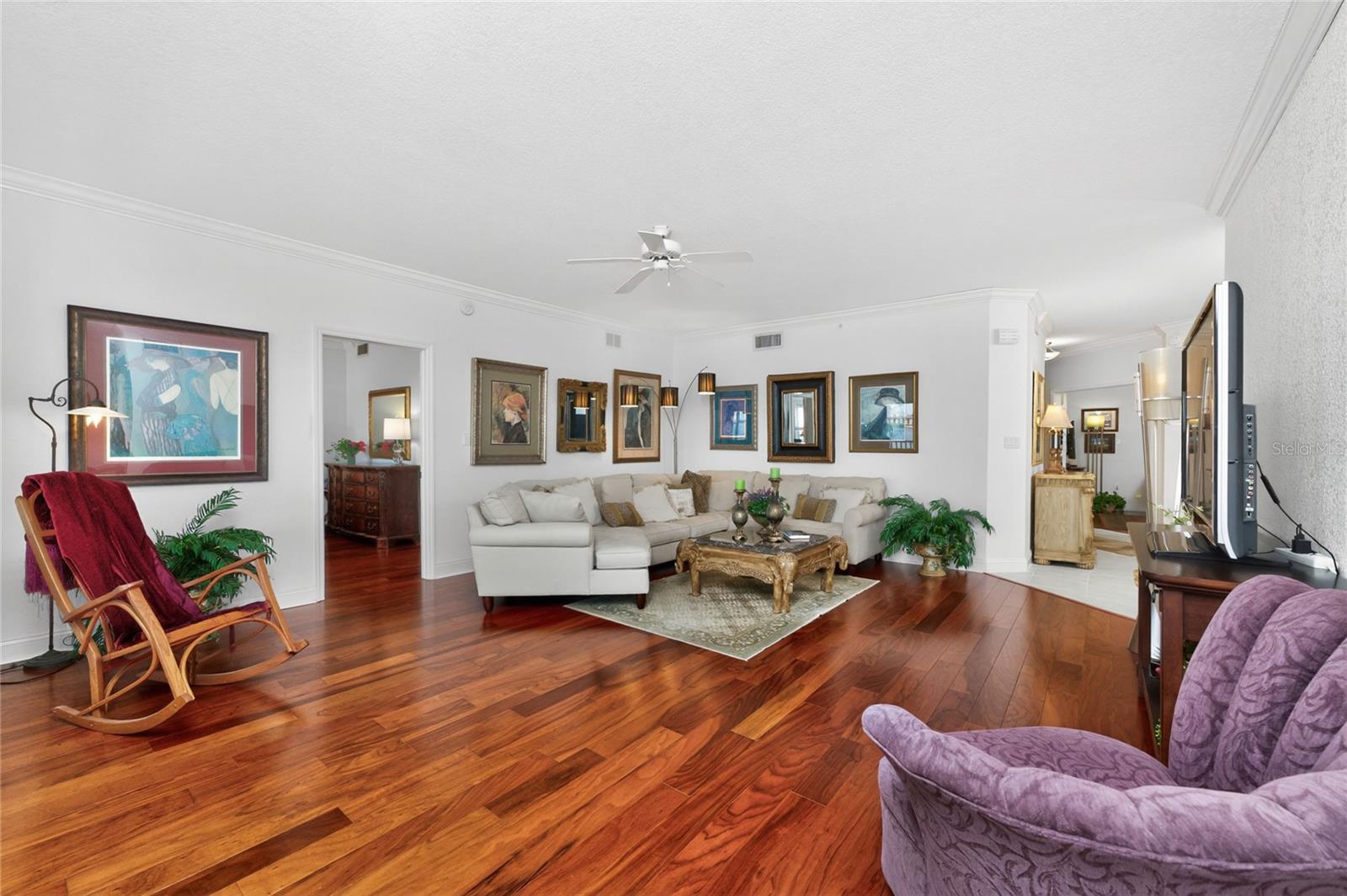 HARBOR WALK PH 02 - Residential