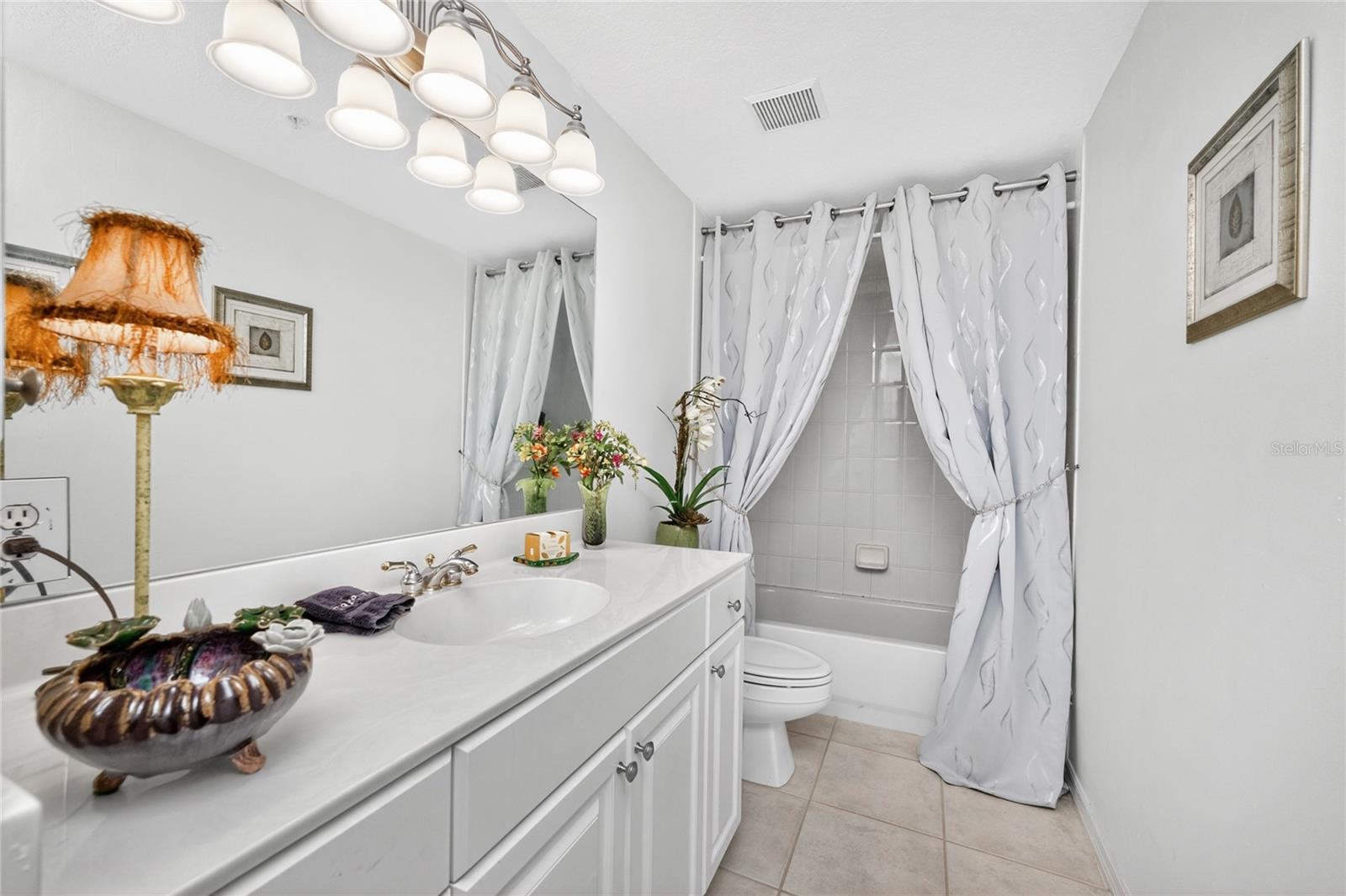 HARBOR WALK PH 02 - Residential