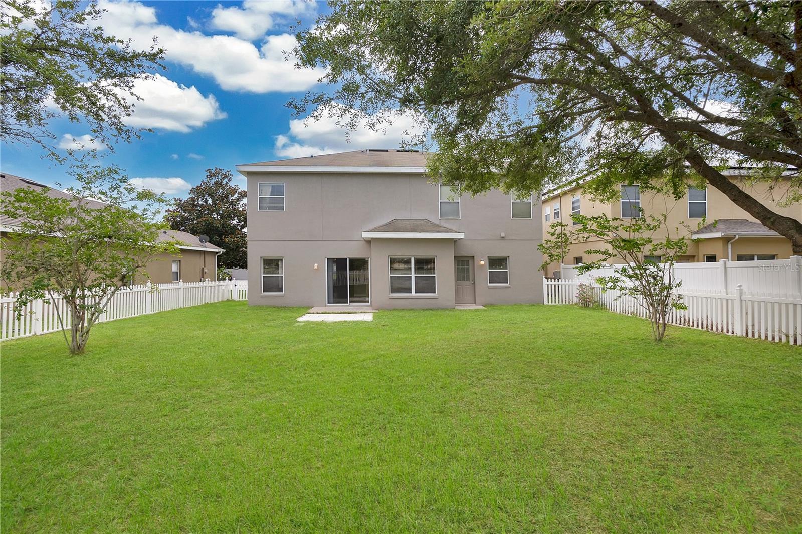 WOODLAND LAKES 02B - Residential Lease