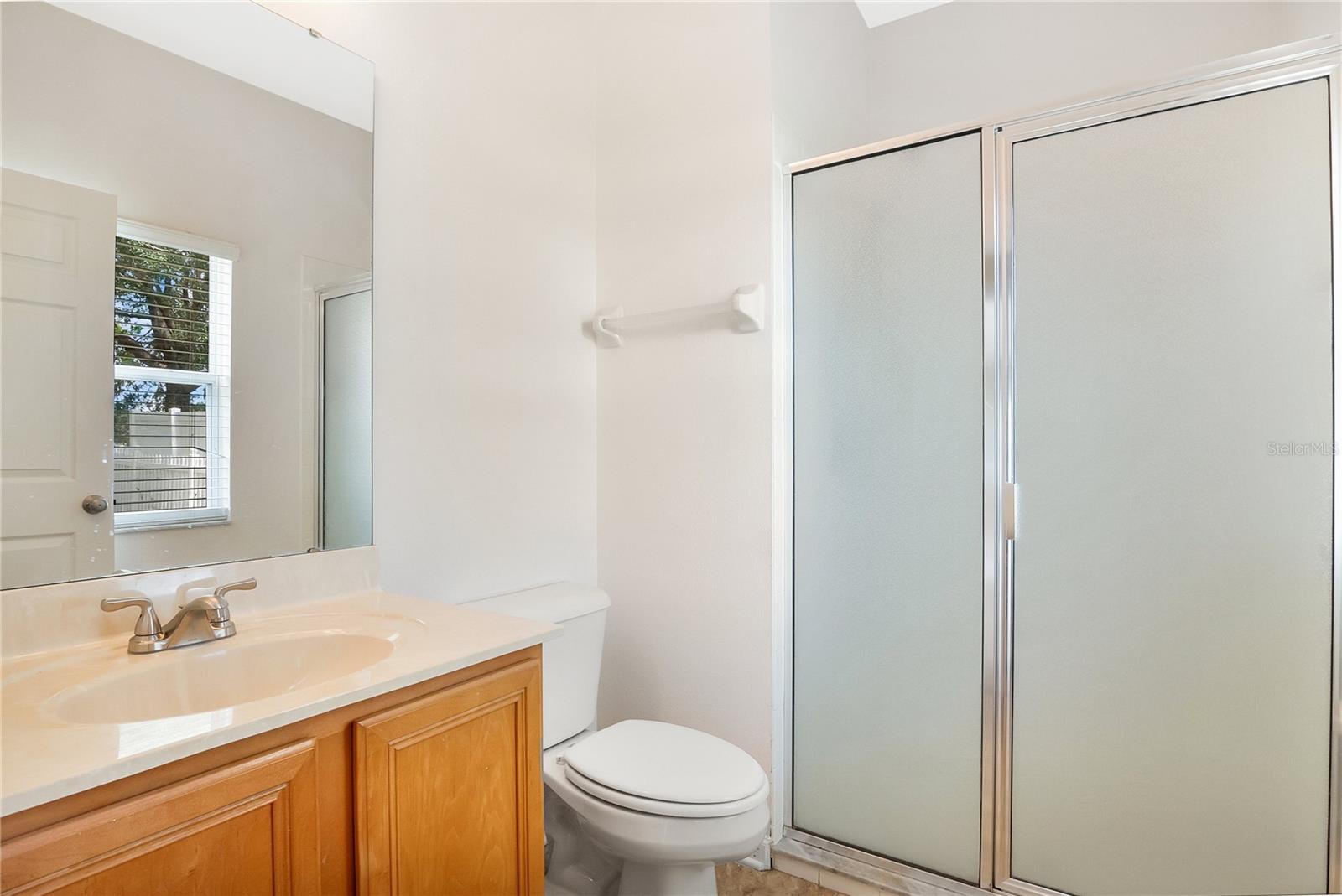WOODLAND LAKES 02B - Residential Lease