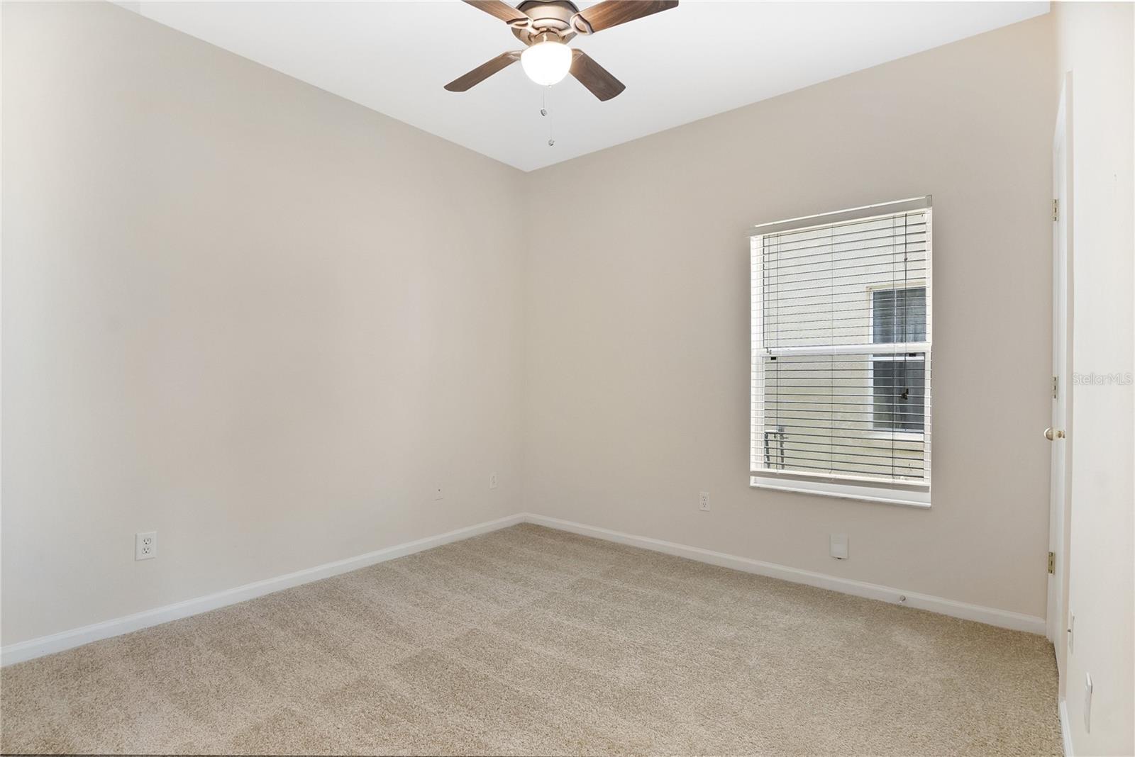 WOODLAND LAKES 02B - Residential Lease