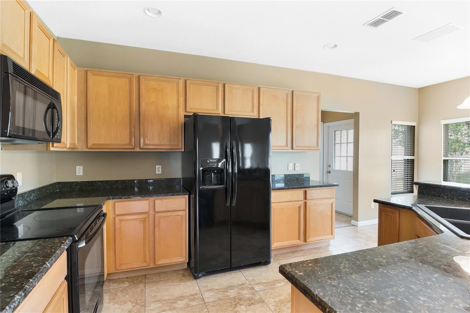 WOODLAND LAKES 02B - Residential Lease