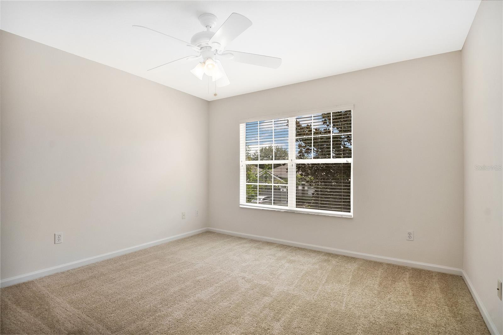 WOODLAND LAKES 02B - Residential Lease
