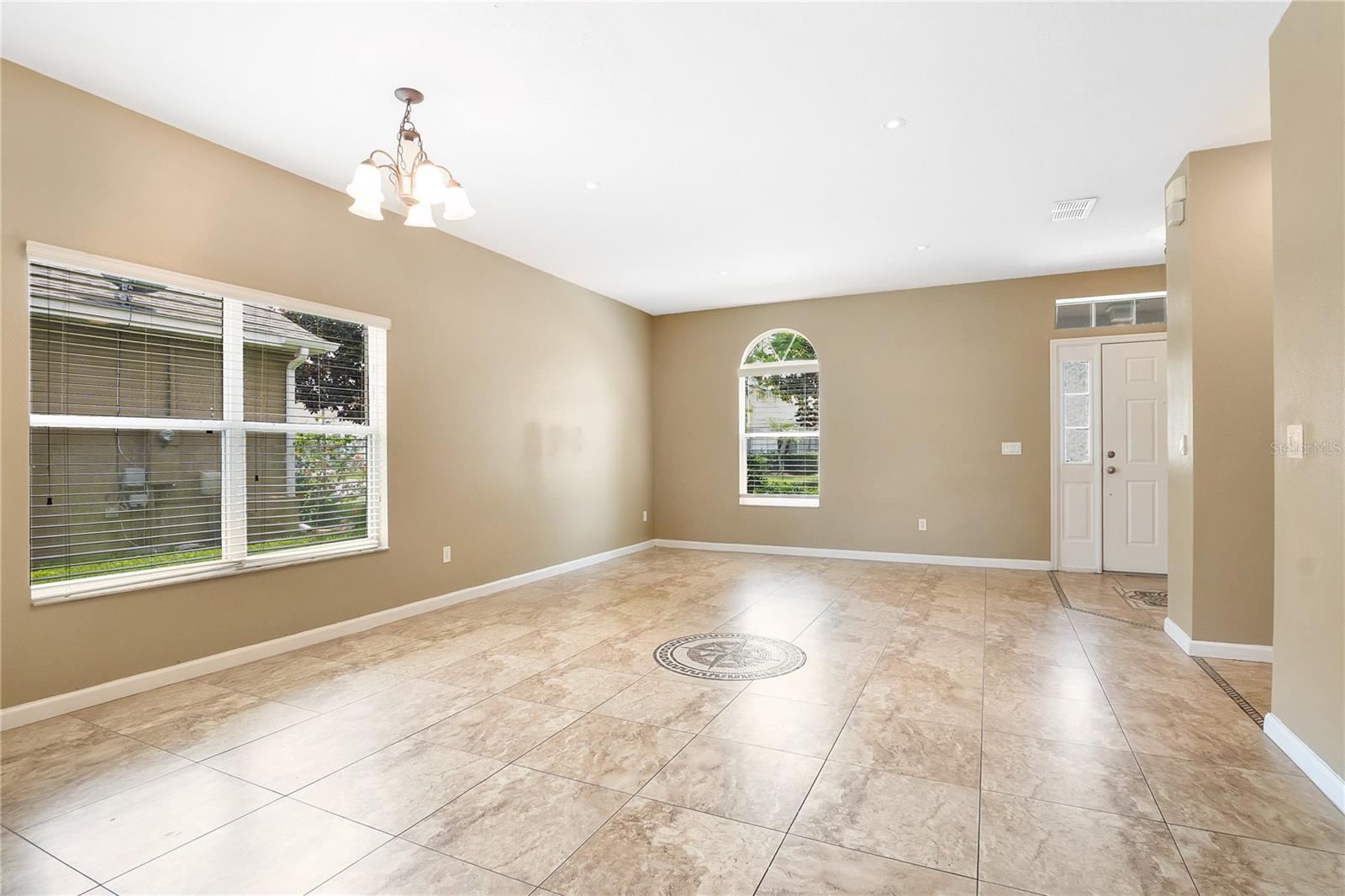 WOODLAND LAKES 02B - Residential Lease