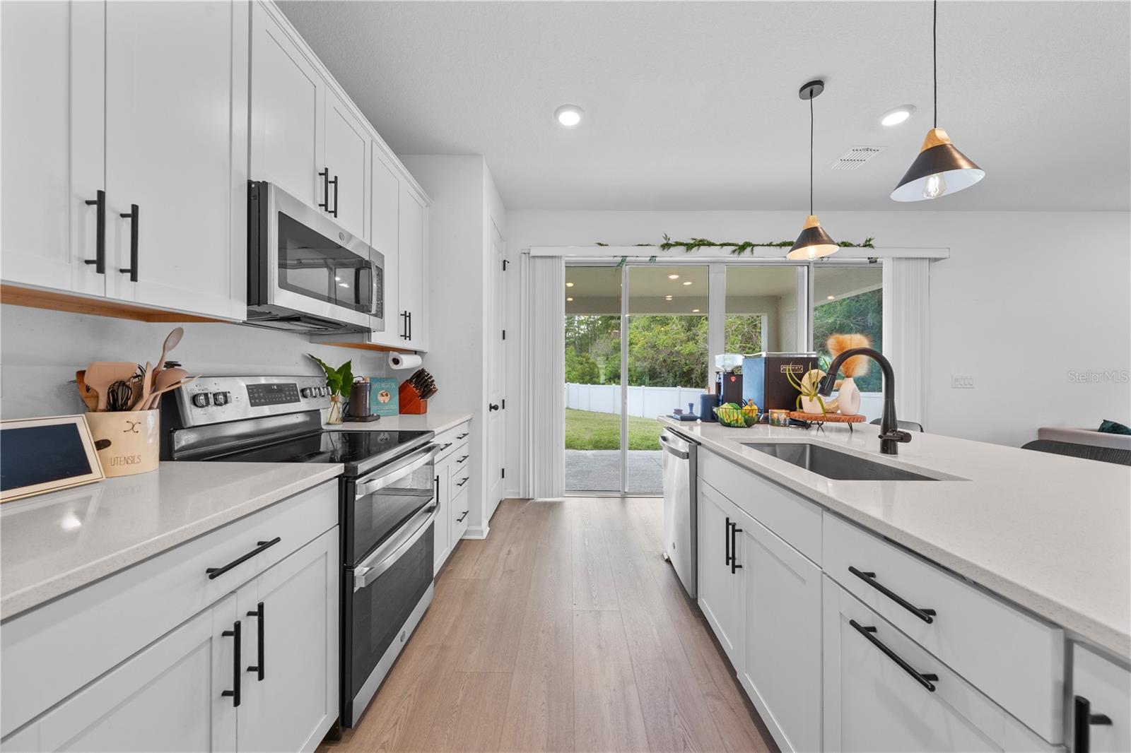 ESTATES AT SOUTHERN PINES - Residential