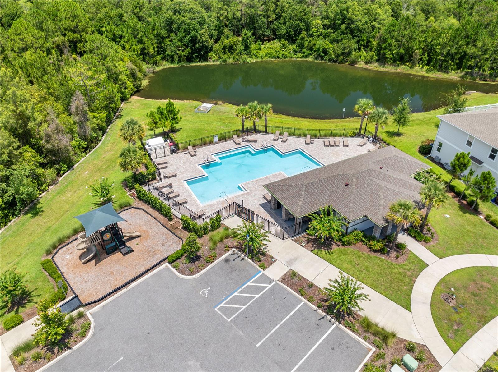 ESTATES AT SOUTHERN PINES - Residential