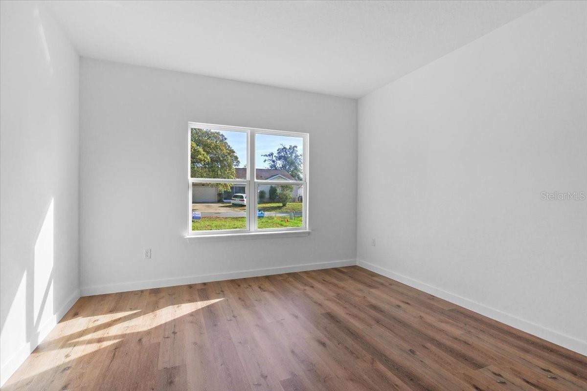 OAKWOOD VILLAGE BEVERLY HILLS PH 01 - Residential