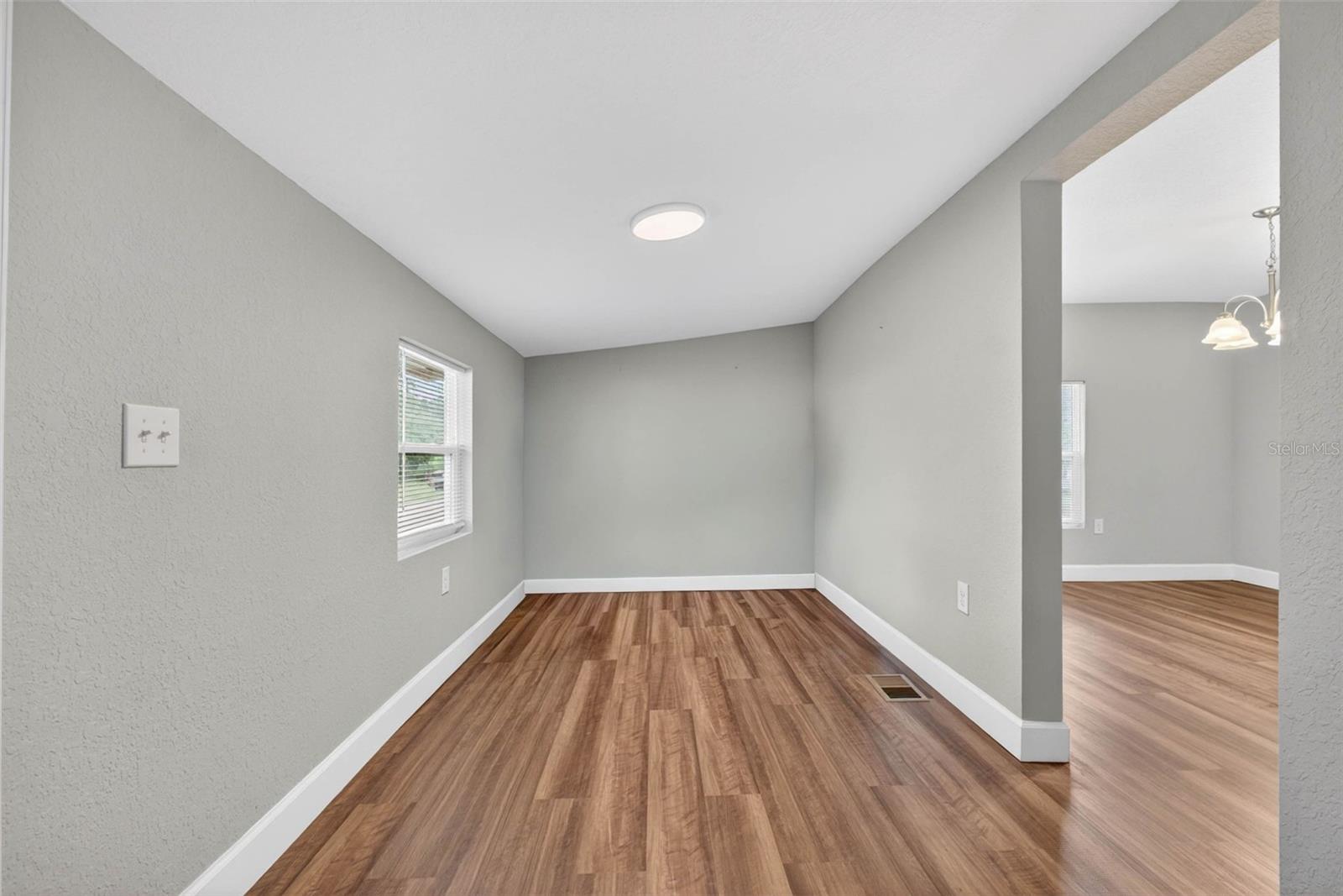 TWIN LAKE PARK RESUB - Residential