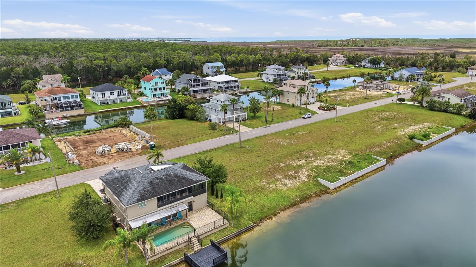 HERNANDO BEACH - Land