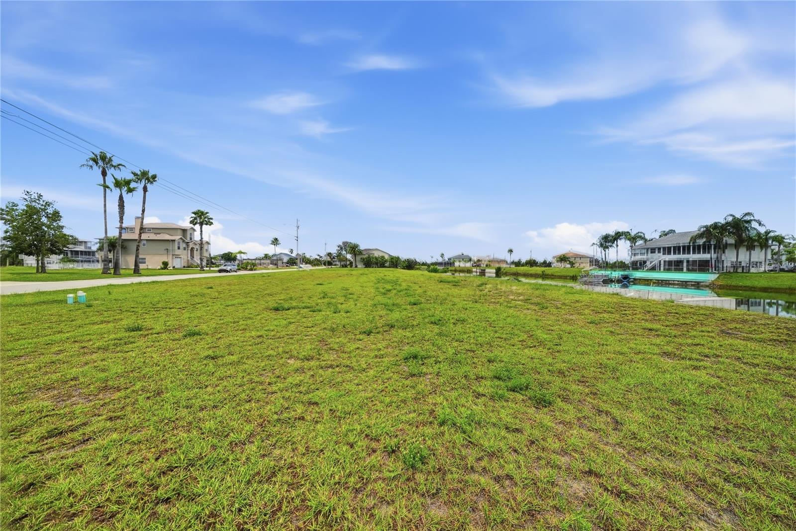 HERNANDO BEACH - Land