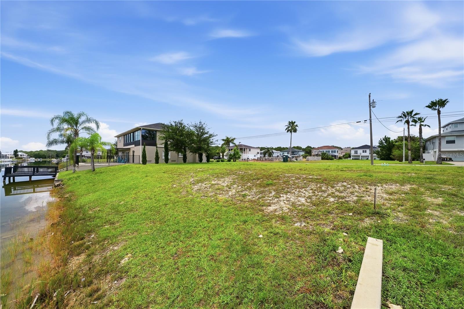 HERNANDO BEACH - Land