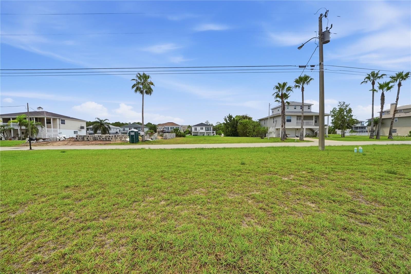 HERNANDO BEACH - Land