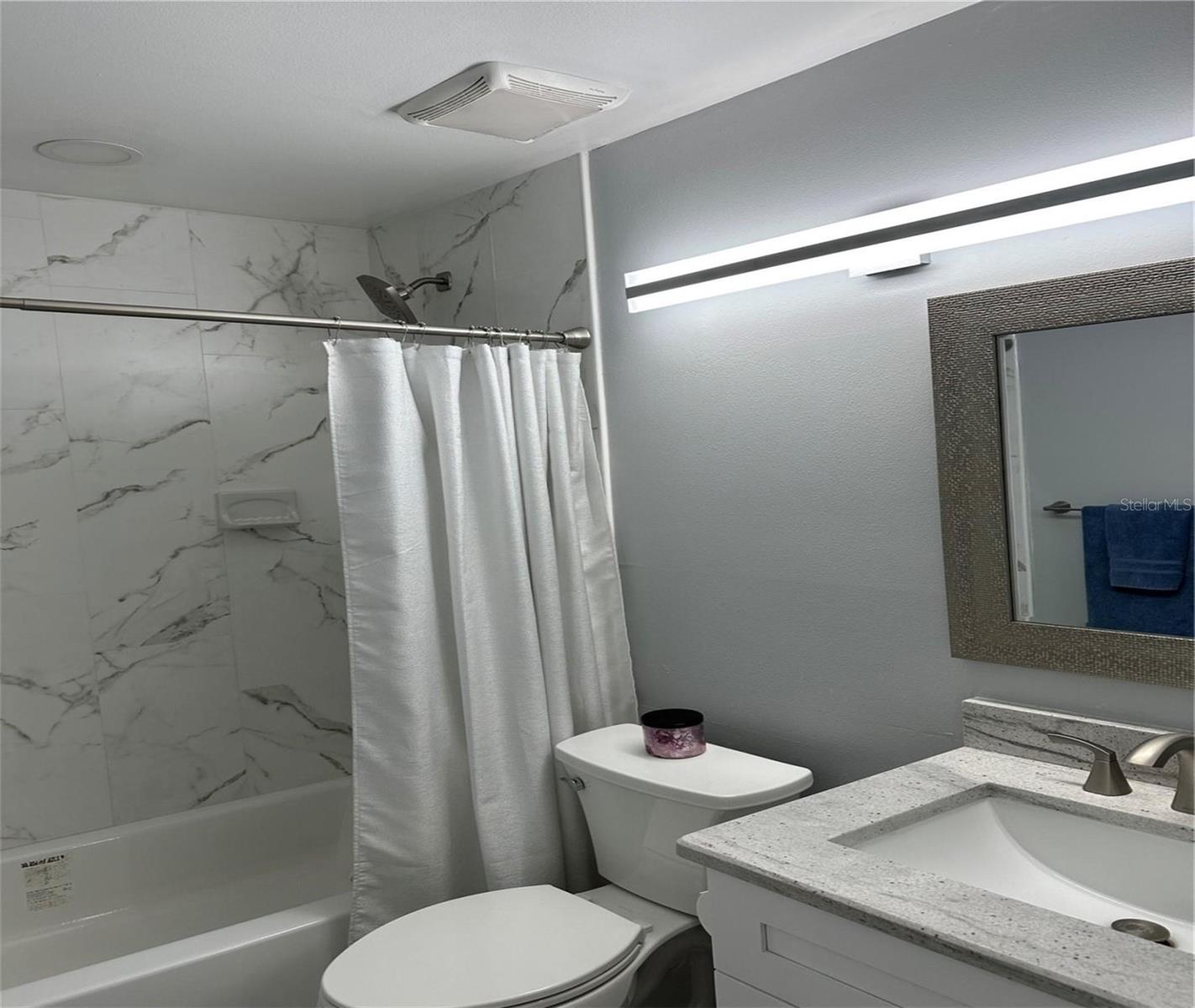 VILLAS OF BEACON GROVES - Residential Lease