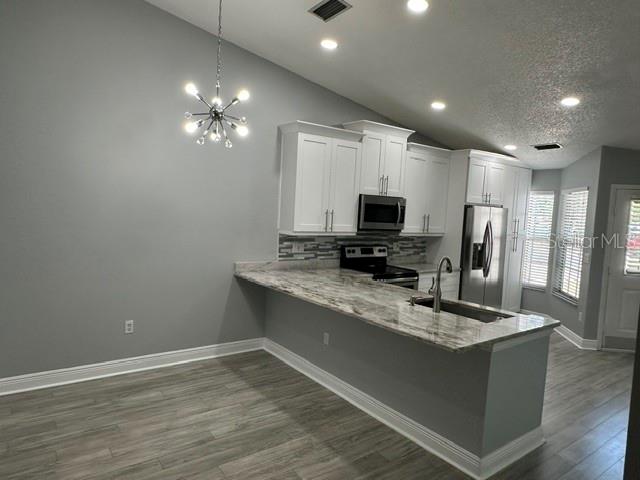 VILLAS OF BEACON GROVES - Residential Lease