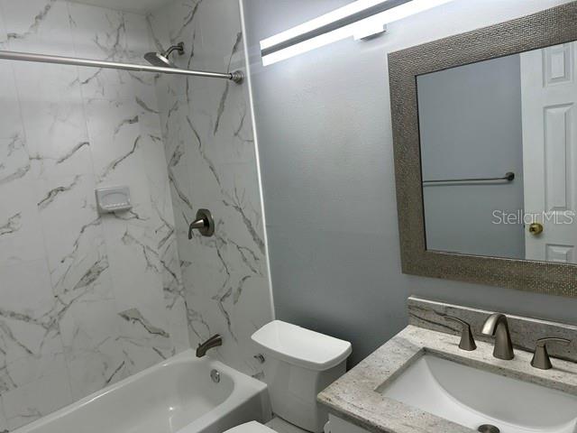 VILLAS OF BEACON GROVES - Residential Lease