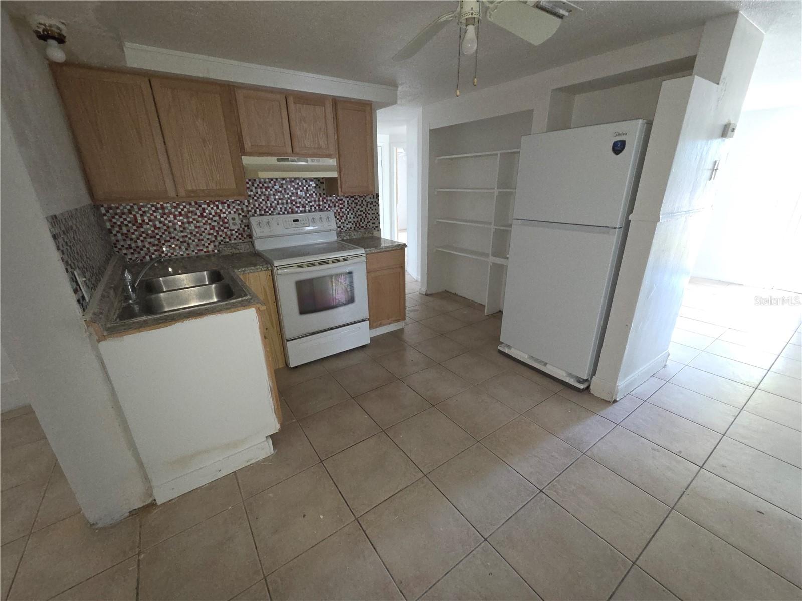 MELODIE HILLS - Residential Lease