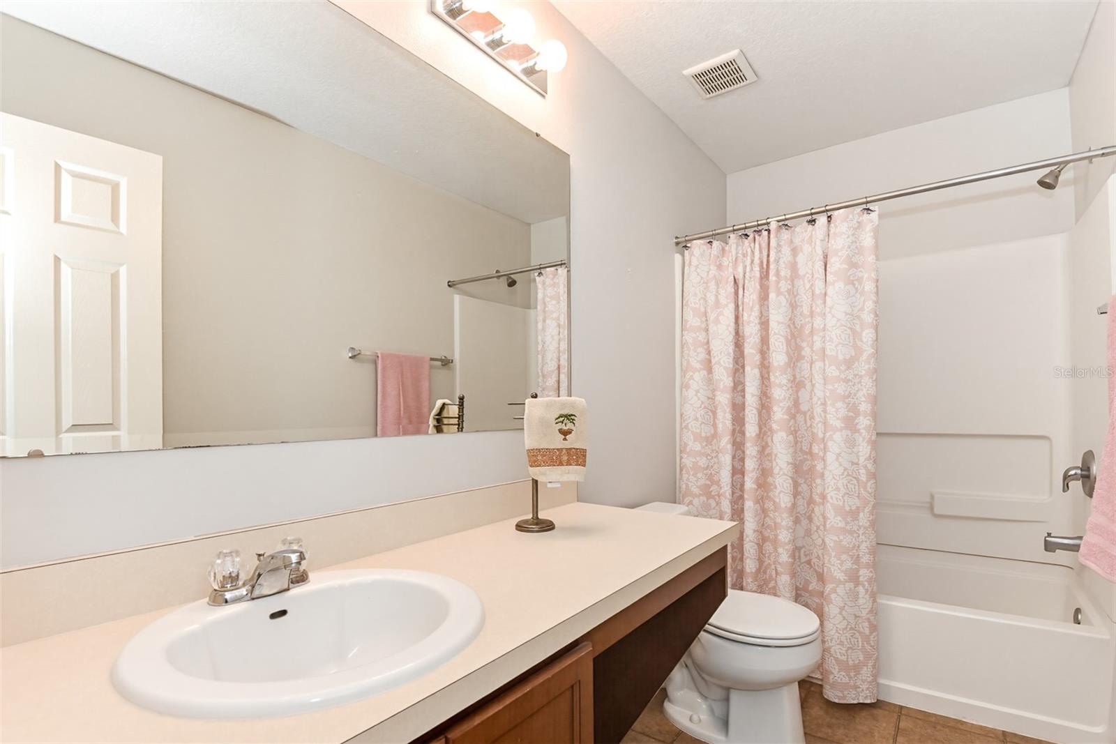 LANDINGS AT SUGAR MILL - Residential