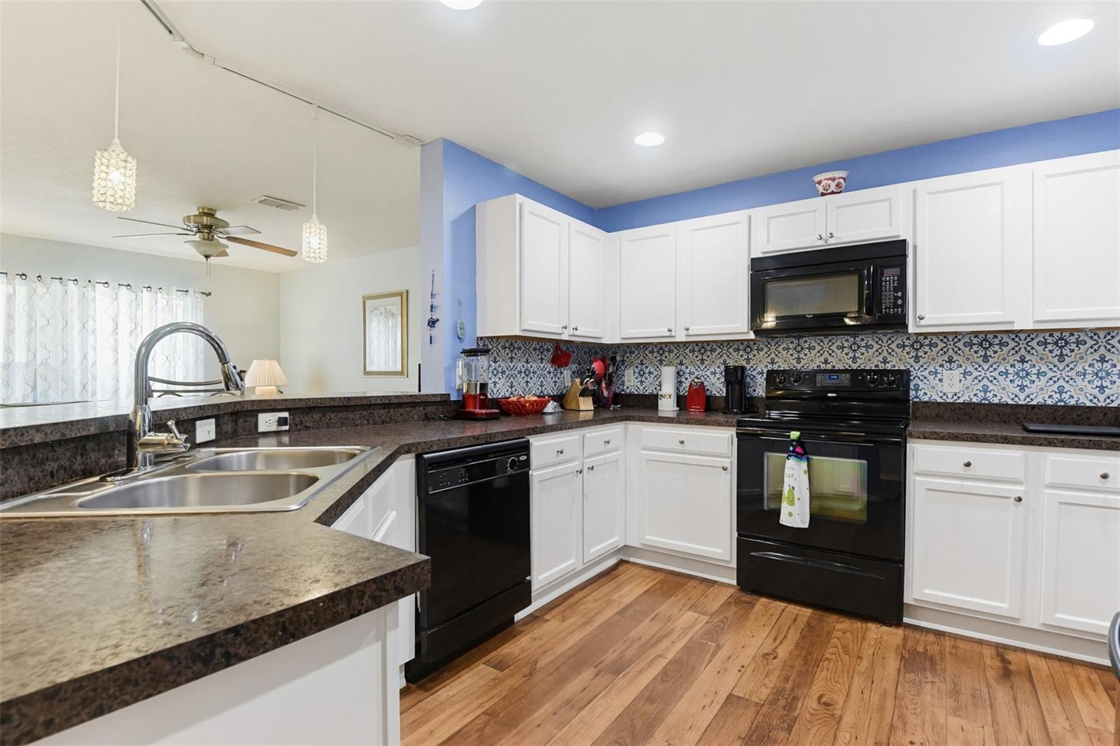 LANDINGS AT SUGAR MILL - Residential