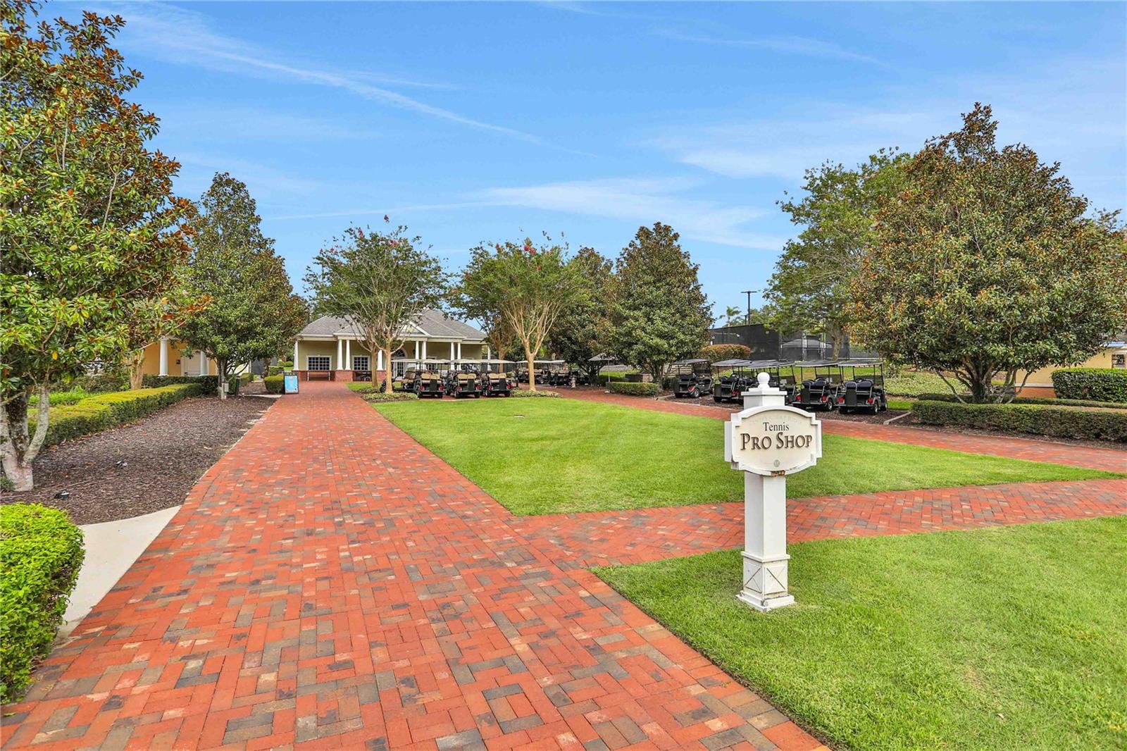 REUNION WEST VLGS NORTH - Residential