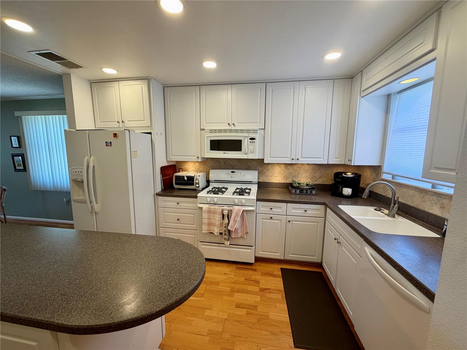 TOWN SHORES OF GULFPORT - Residential