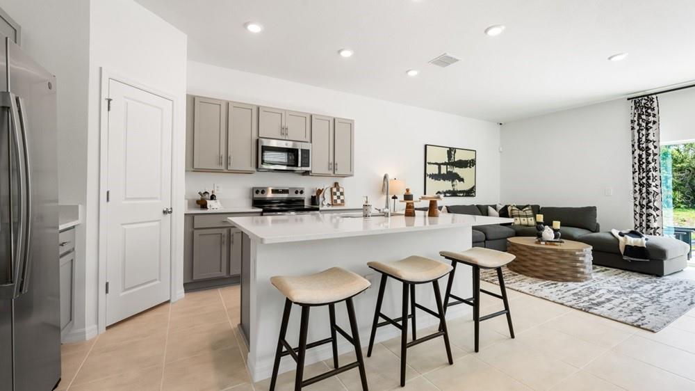TOWNS AT TIBURON - Residential