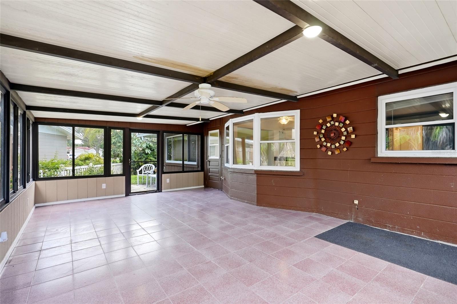 GULF GATE UNIT 6 - Residential