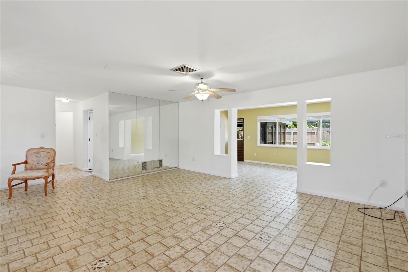 GULF GATE UNIT 6 - Residential