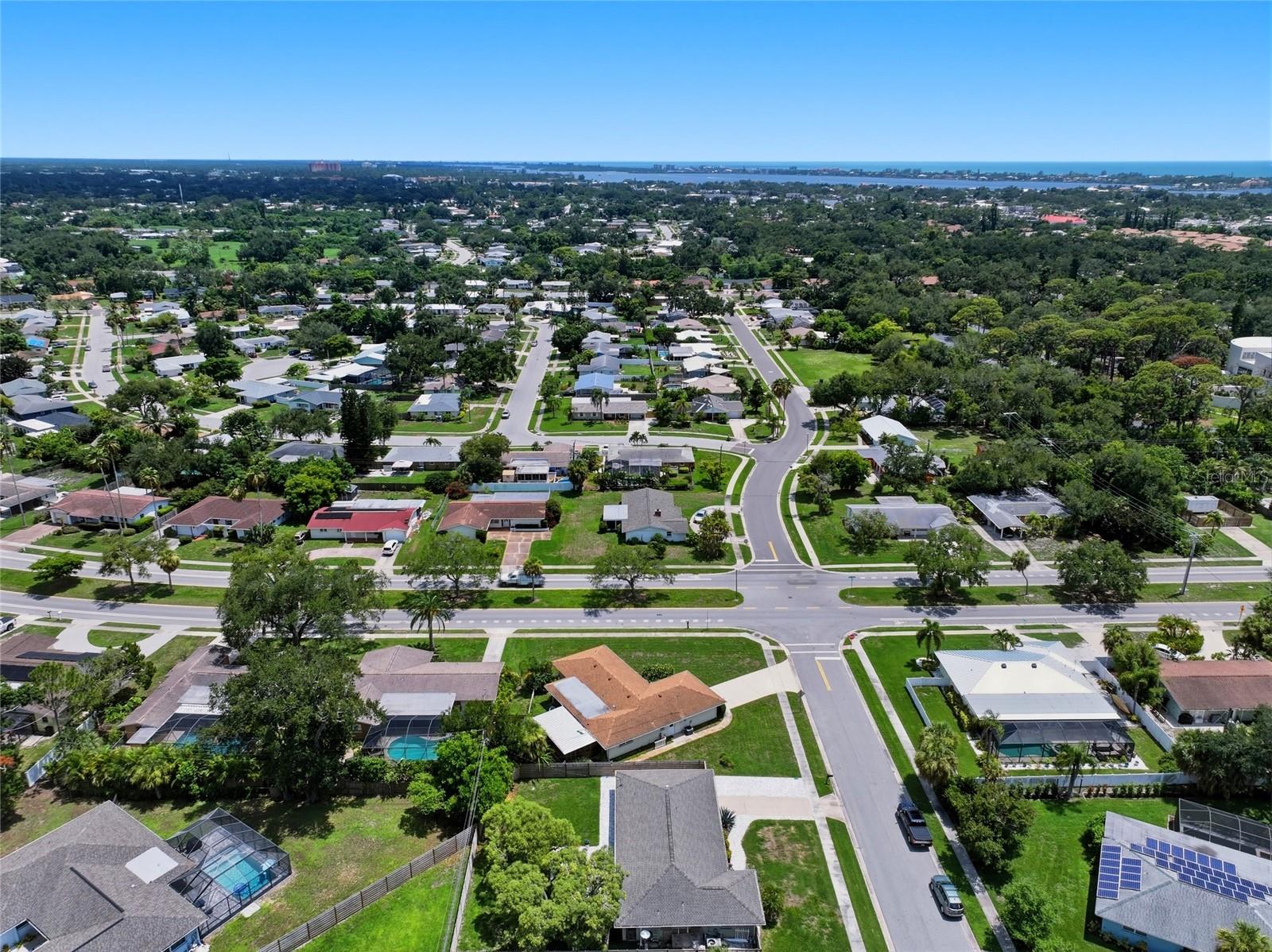 GULF GATE UNIT 6 - Residential