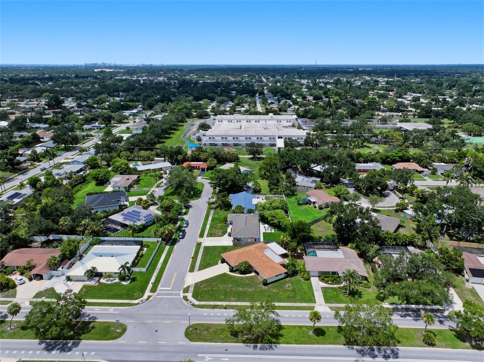 GULF GATE UNIT 6 - Residential