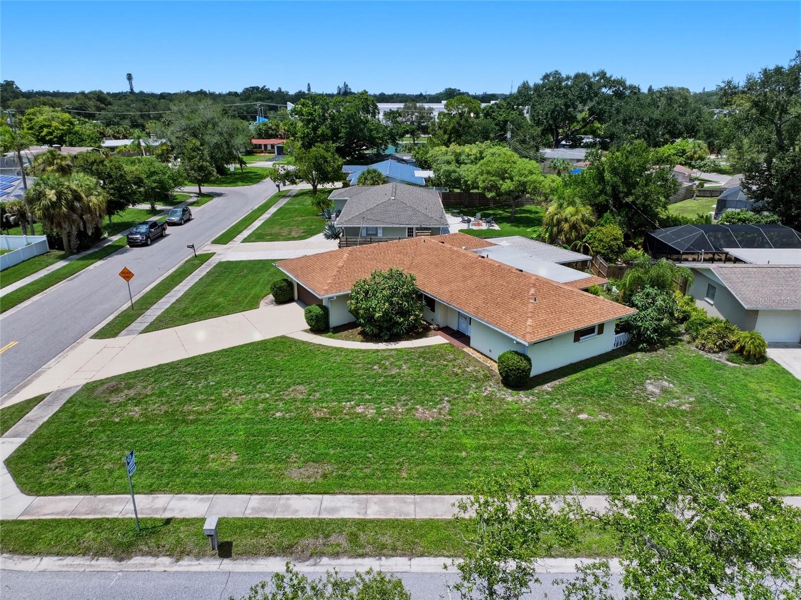GULF GATE UNIT 6 - Residential