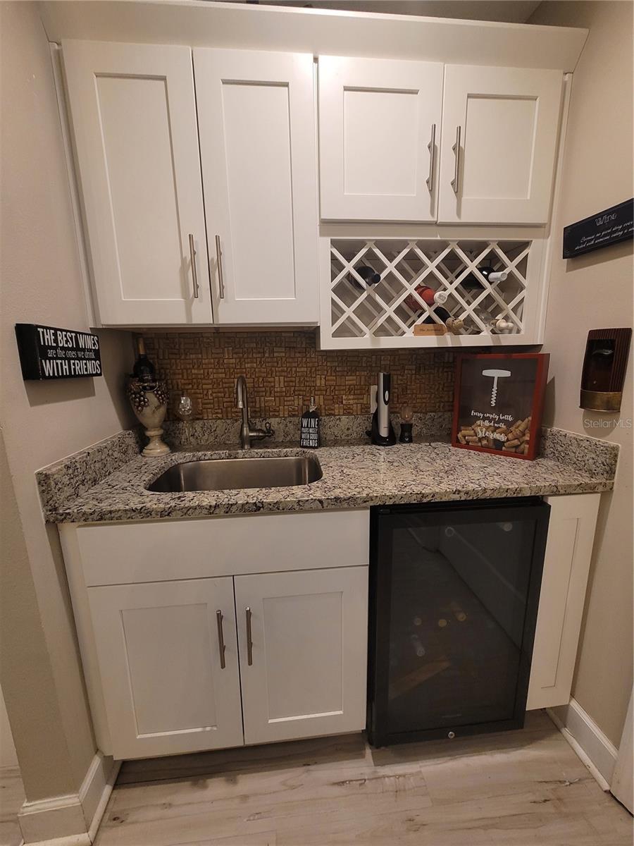 INDIAN HILLS - Residential