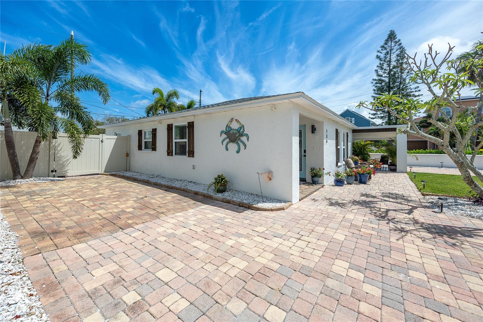 MADEIRA MANOR - Residential