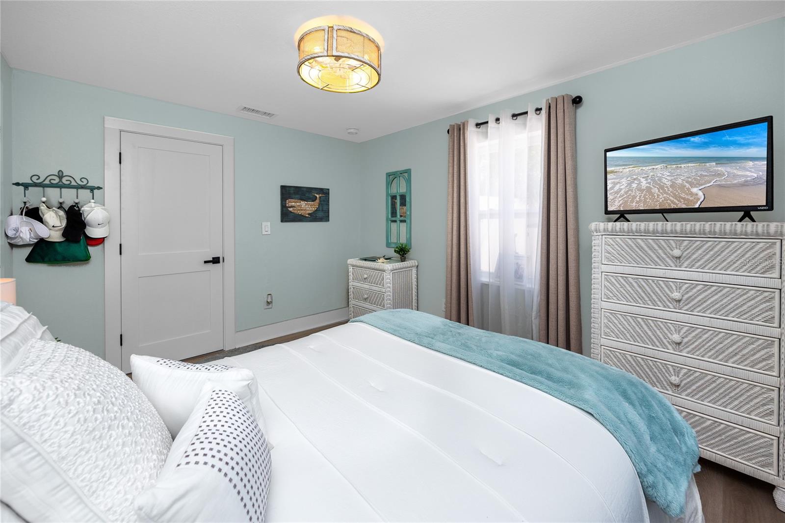 MADEIRA MANOR - Residential