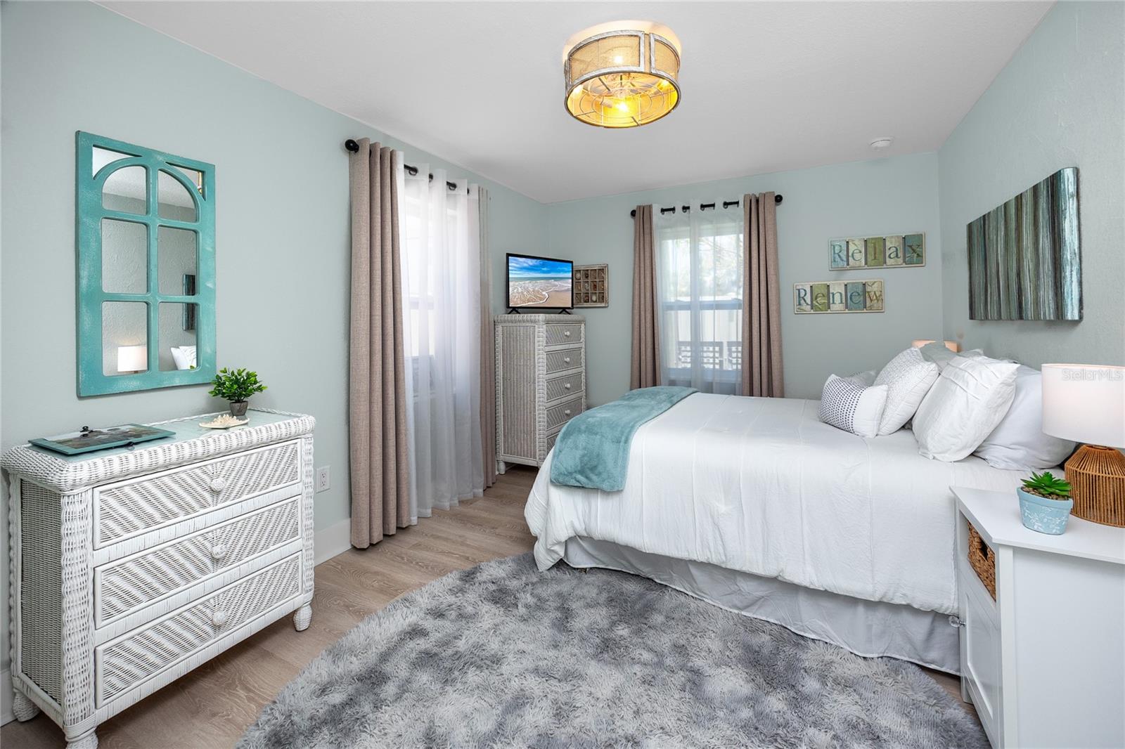 MADEIRA MANOR - Residential
