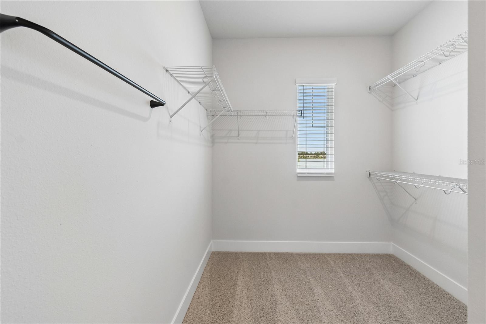 EMERALD LANDING AT WATERSIDE - Residential