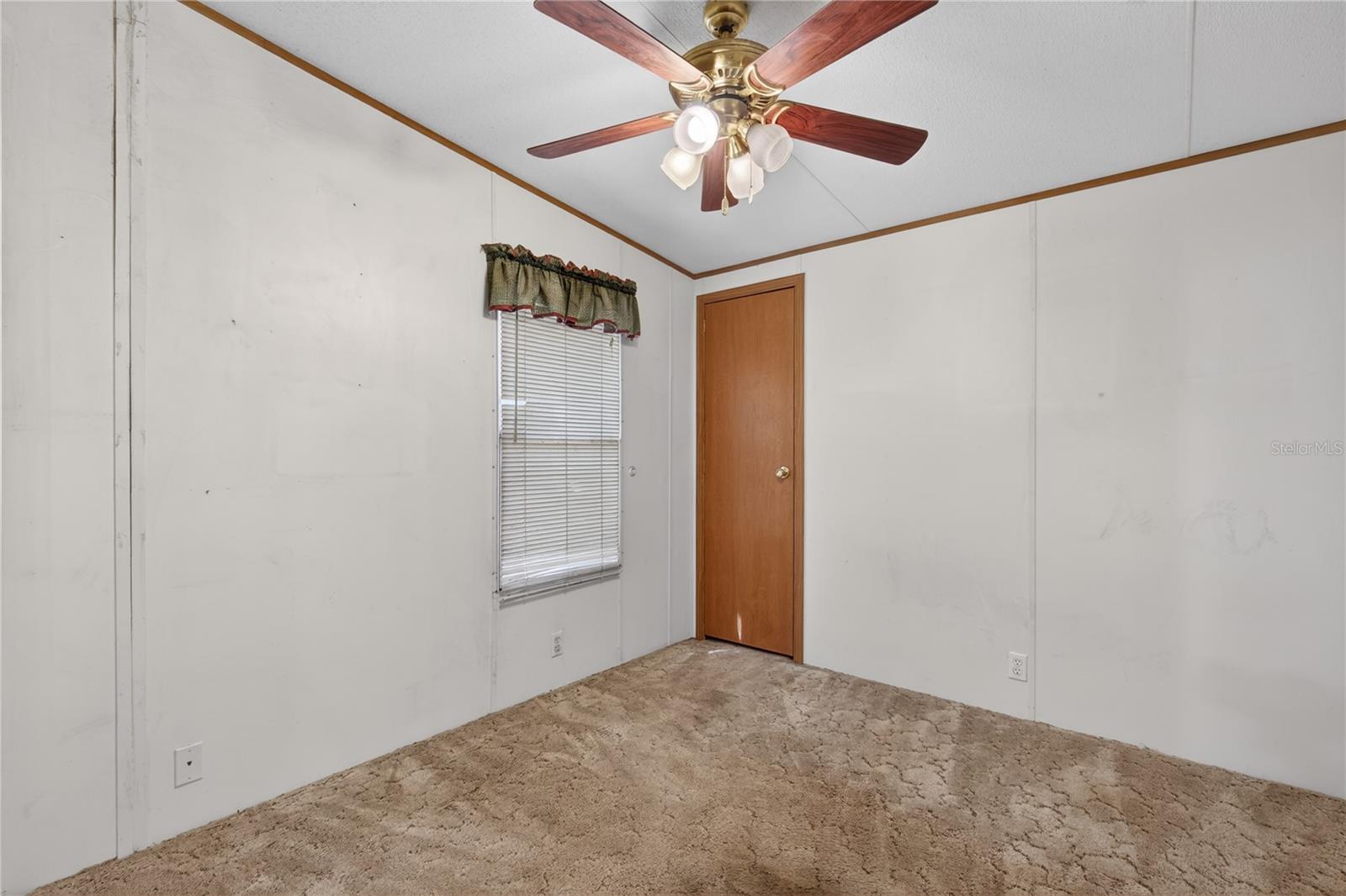 SANDY ACRES - Residential