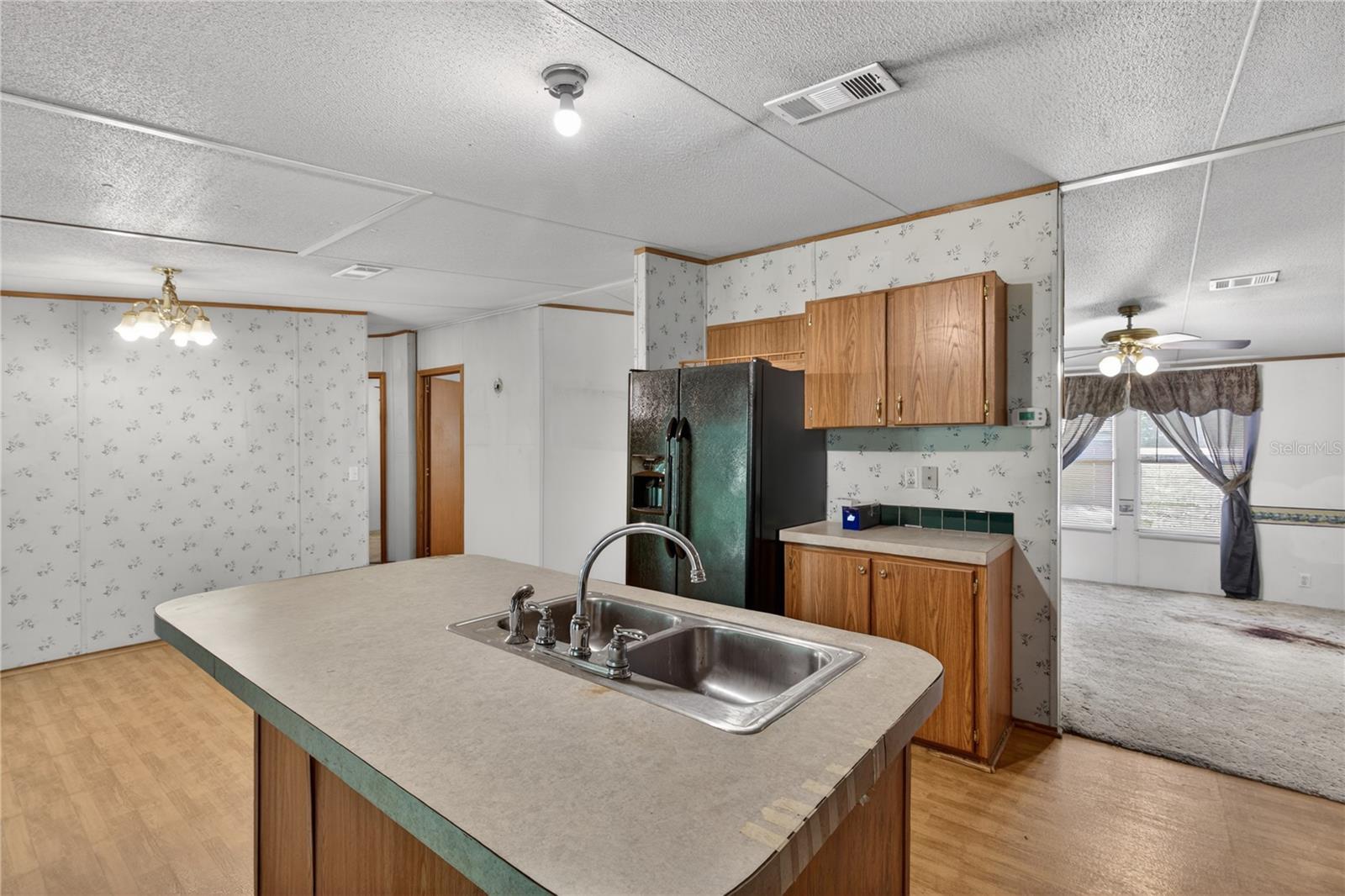 SANDY ACRES - Residential