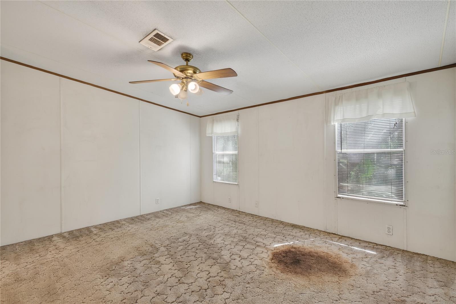 SANDY ACRES - Residential