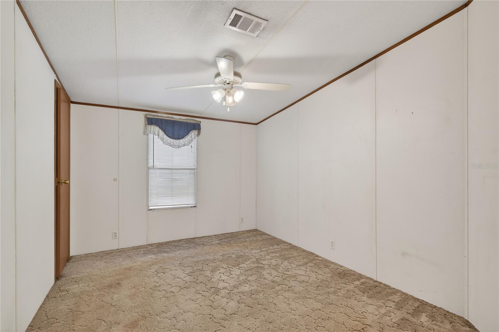SANDY ACRES - Residential