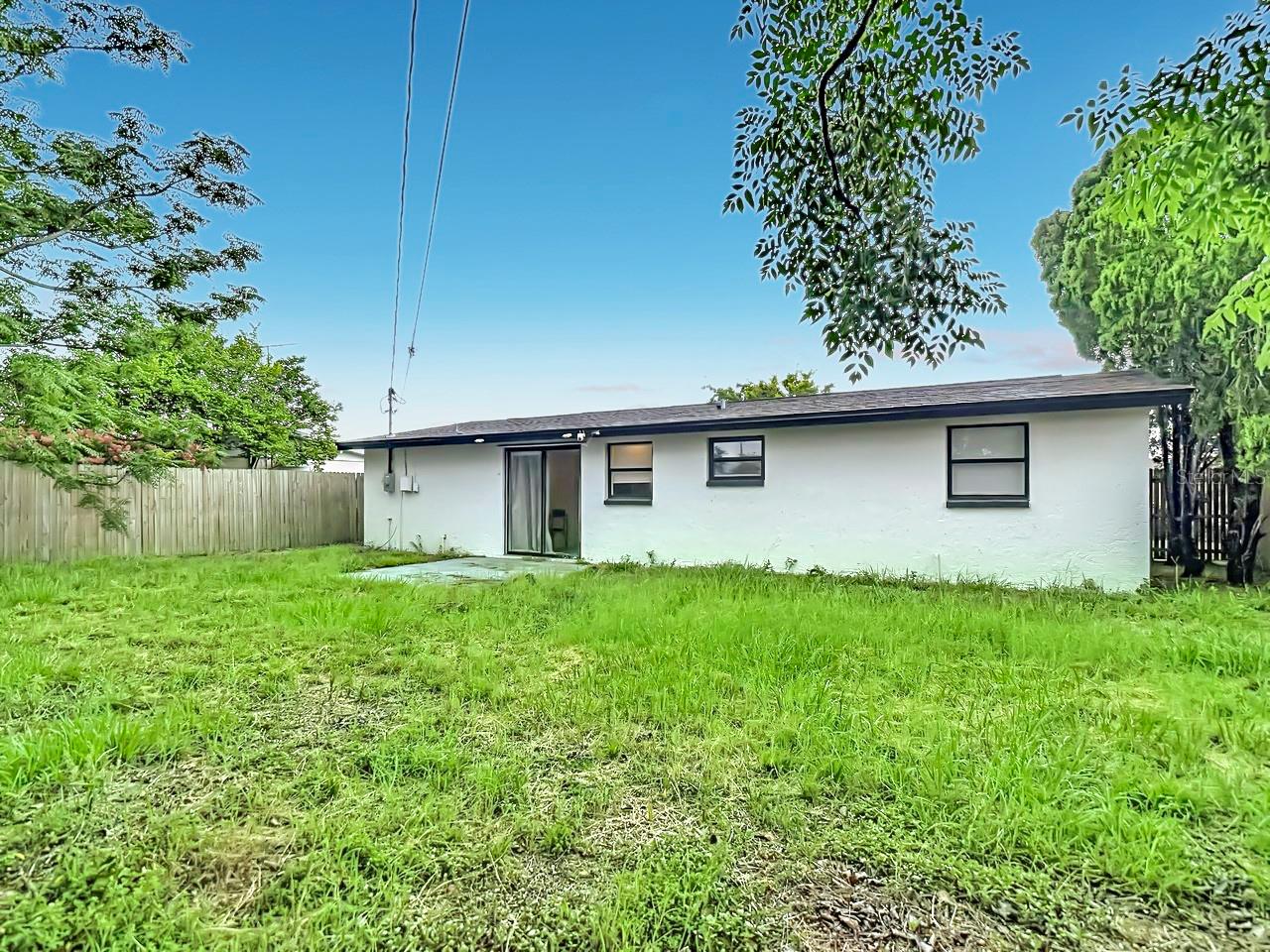 HOLIDAY GARDENS - Residential