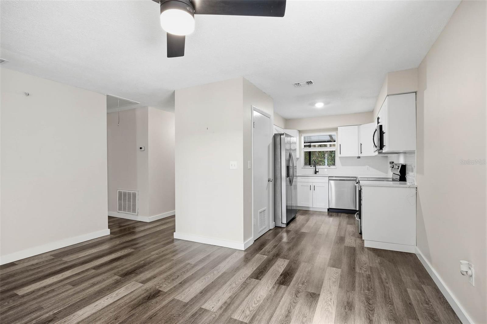 MAXIMO HEIGHTS - Residential