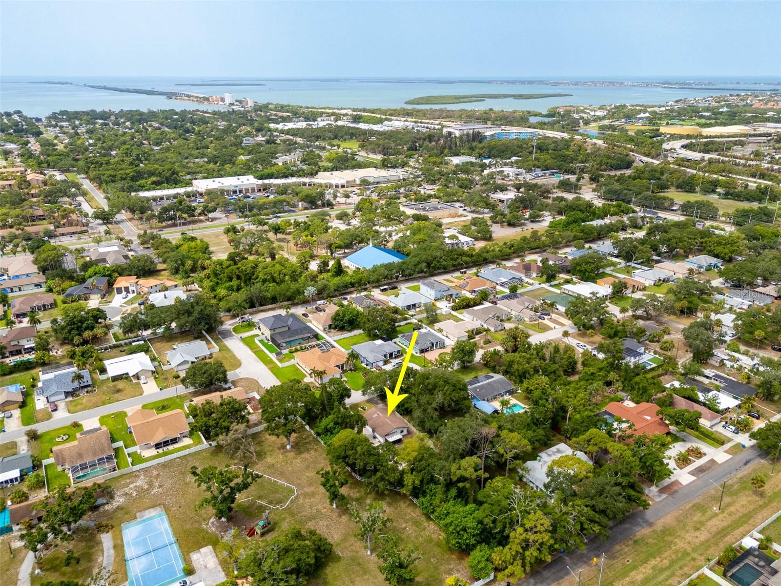 MAXIMO HEIGHTS - Residential