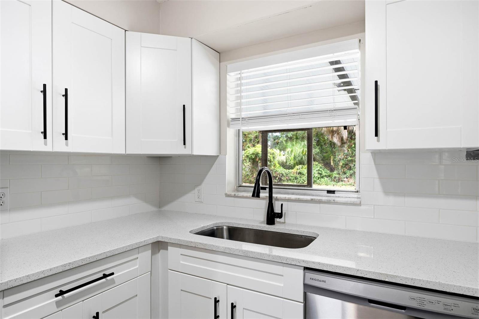 MAXIMO HEIGHTS - Residential
