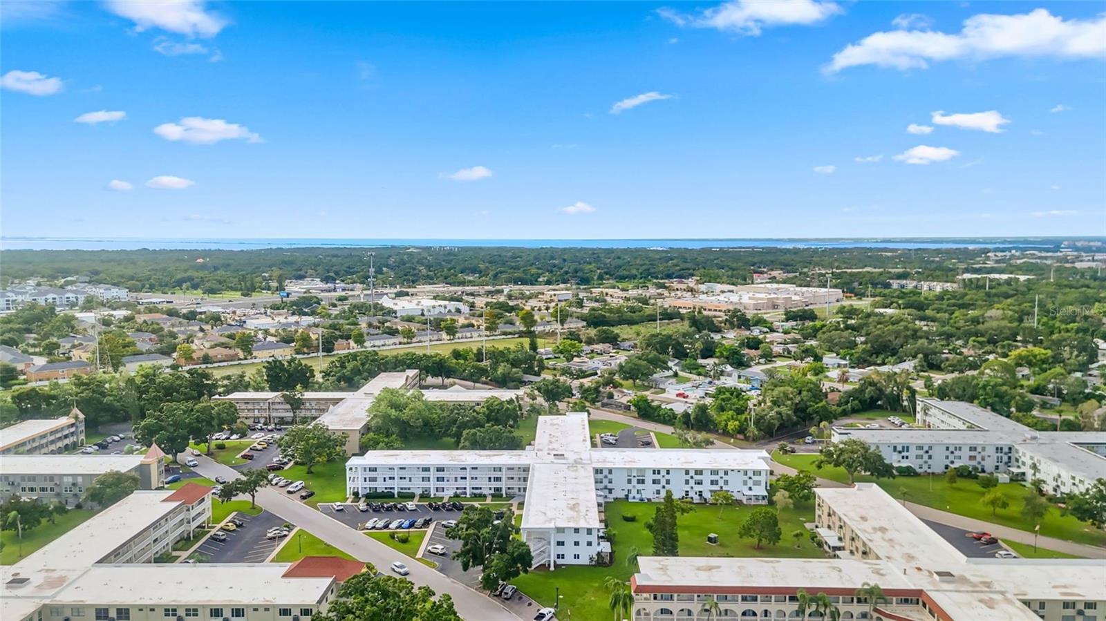 ON TOP OF THE WORLD - Residential
