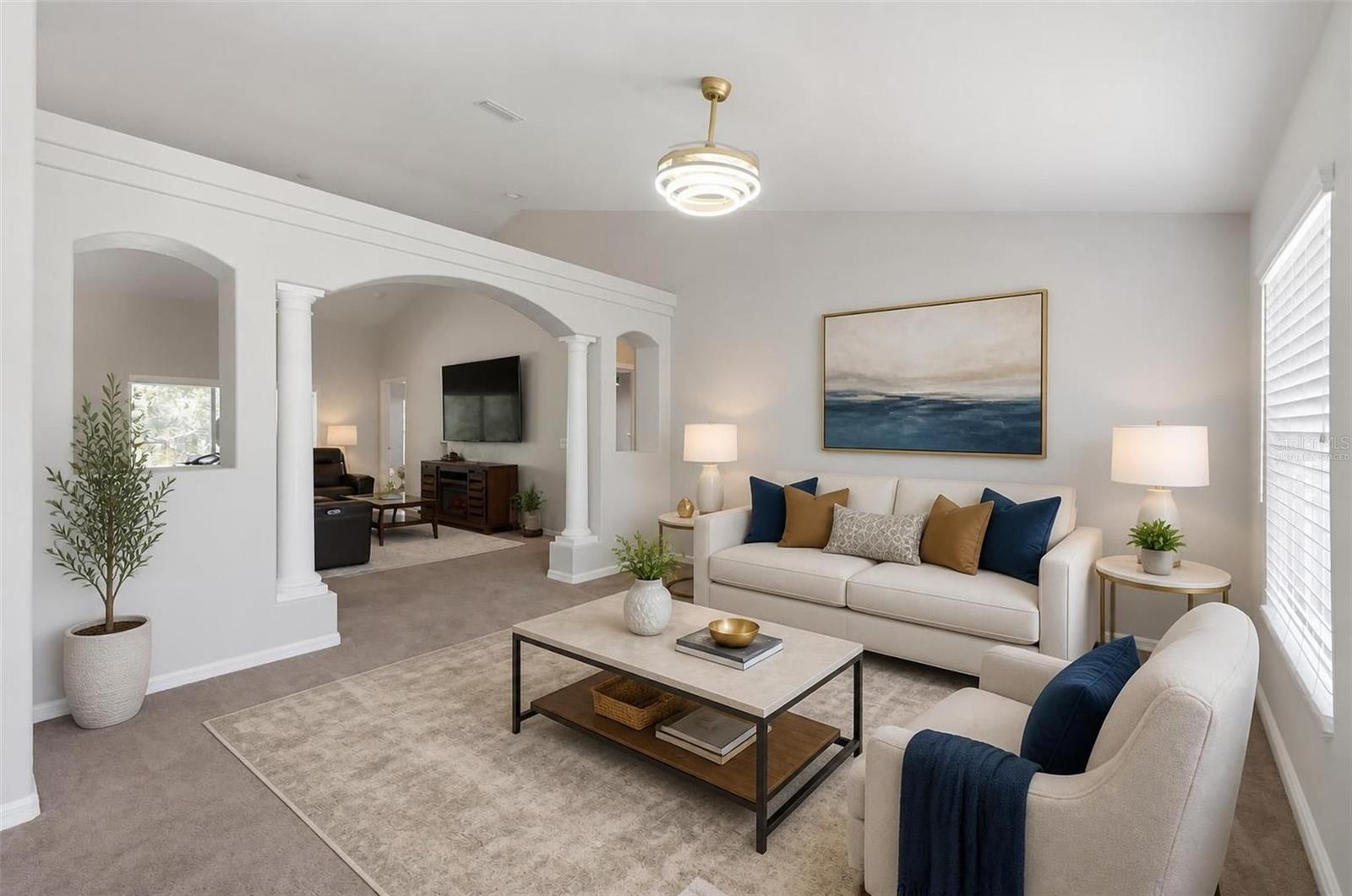 ROYAL HIGHLANDS - Residential