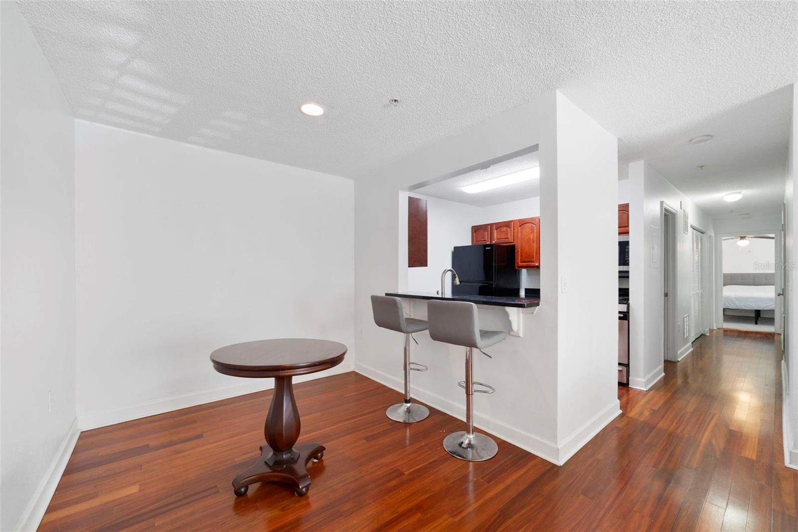 MIRIADA CONDO BLDG 2019 - Residential